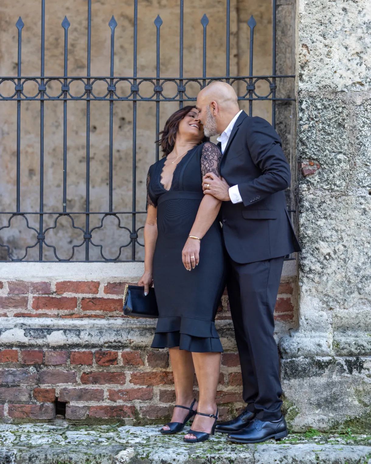 Professional couple photographer in Zona Colonial Santo Domingo