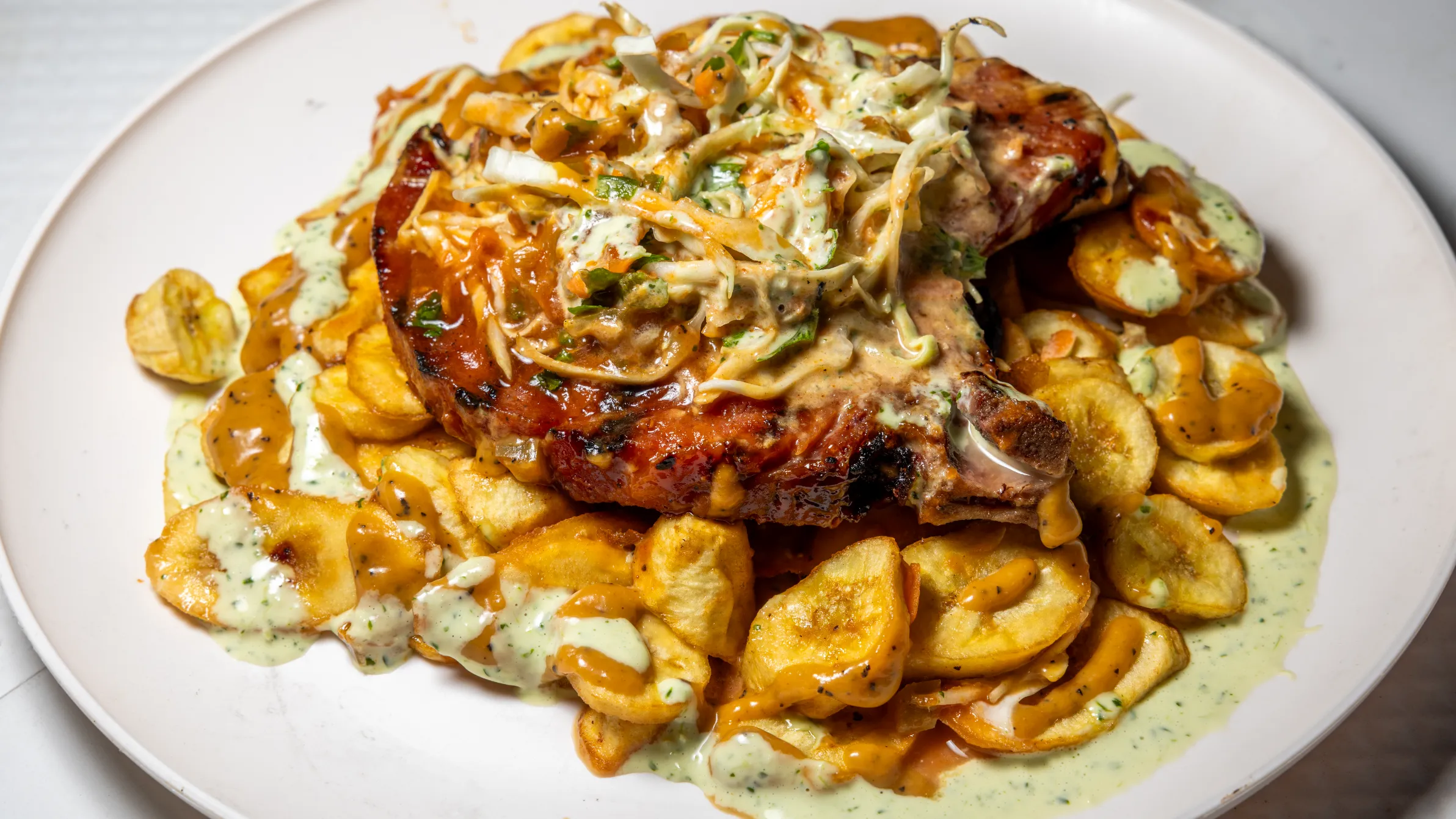 Foto de plato servido lista para menú de restaurante