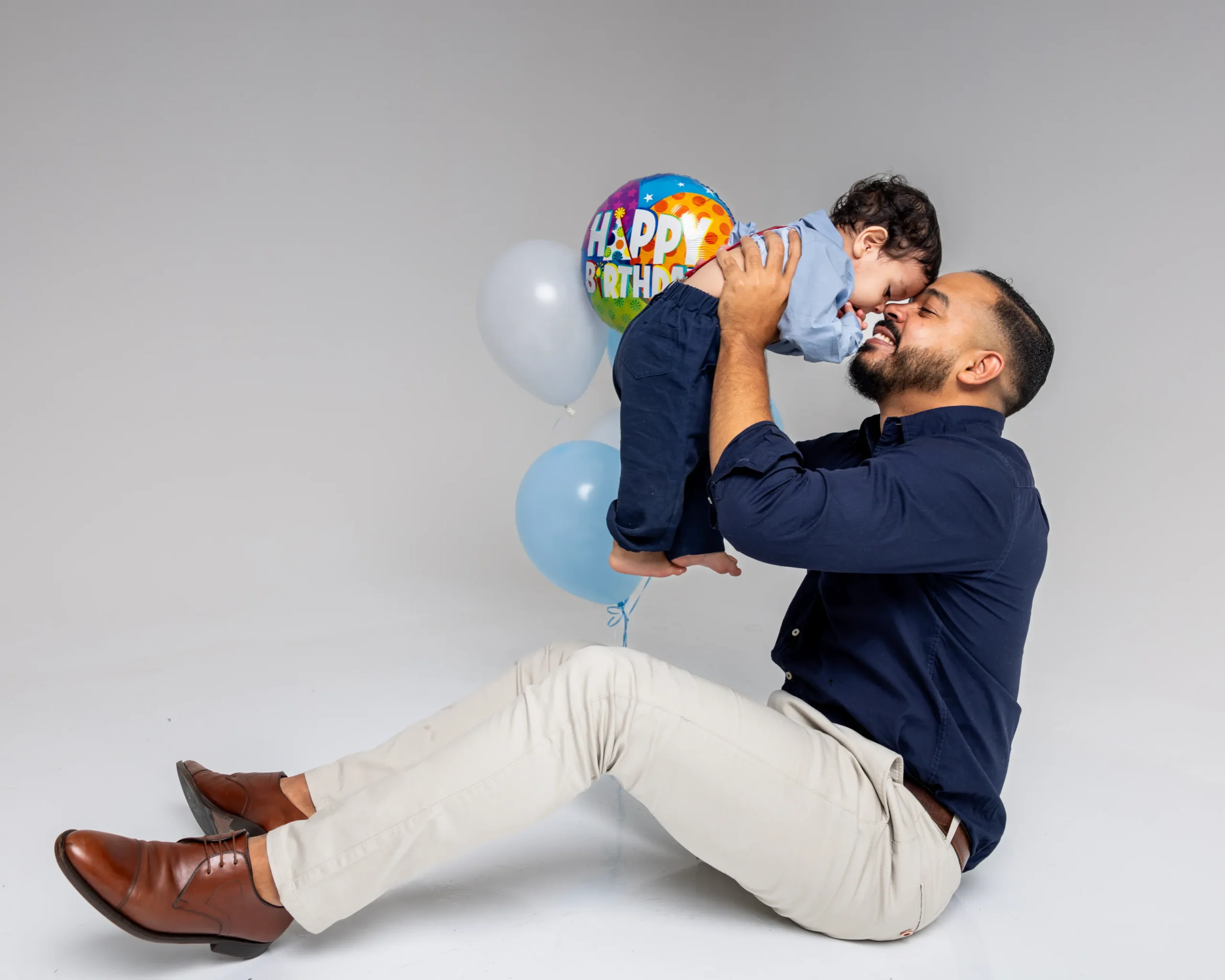 Sesión de fotos cumpleaños en estudio Santo Domingo — fotografía profesional niños
