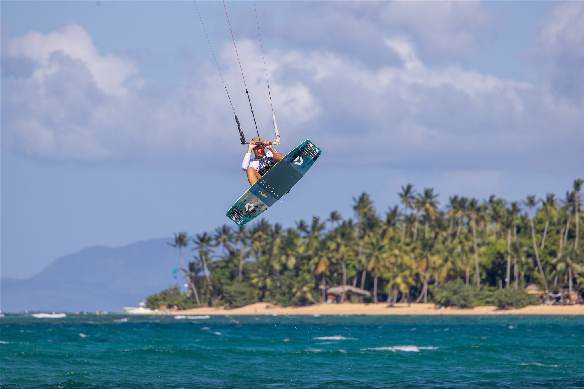 Kitesurfista en las playas de Punta Cana.