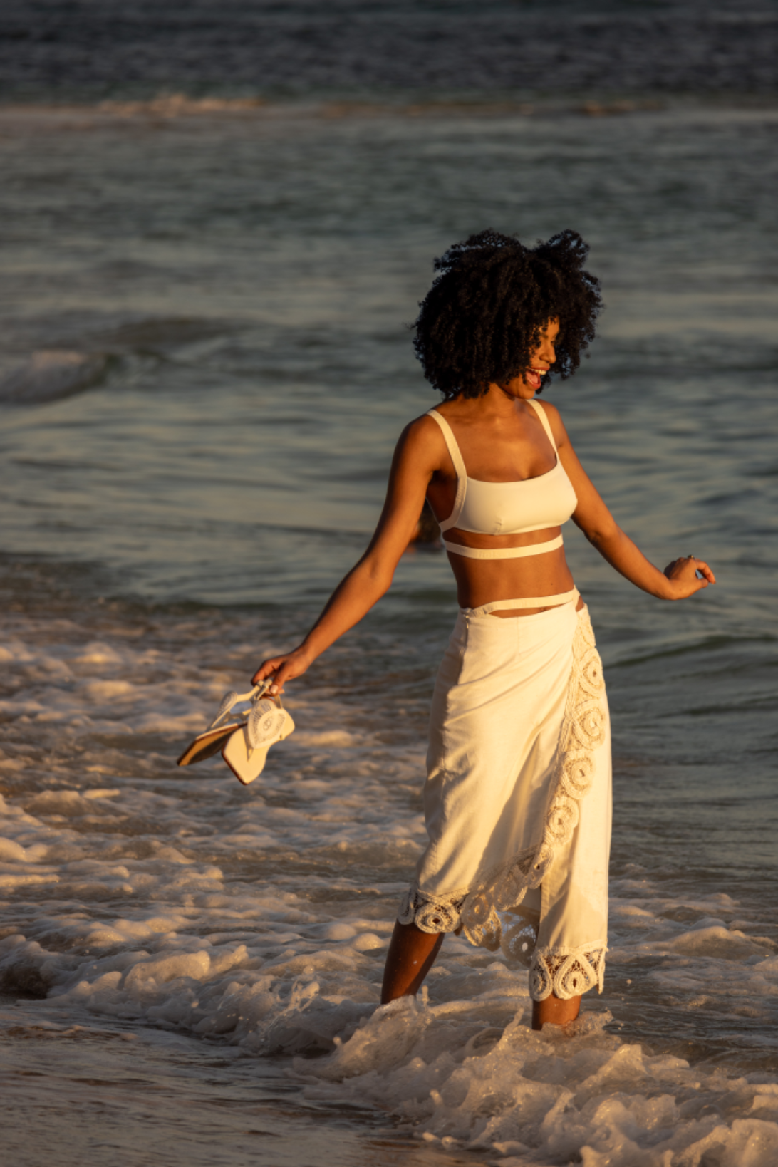 Fotografía profesional en la playa de Santo Domingo, captura tu mejor look.