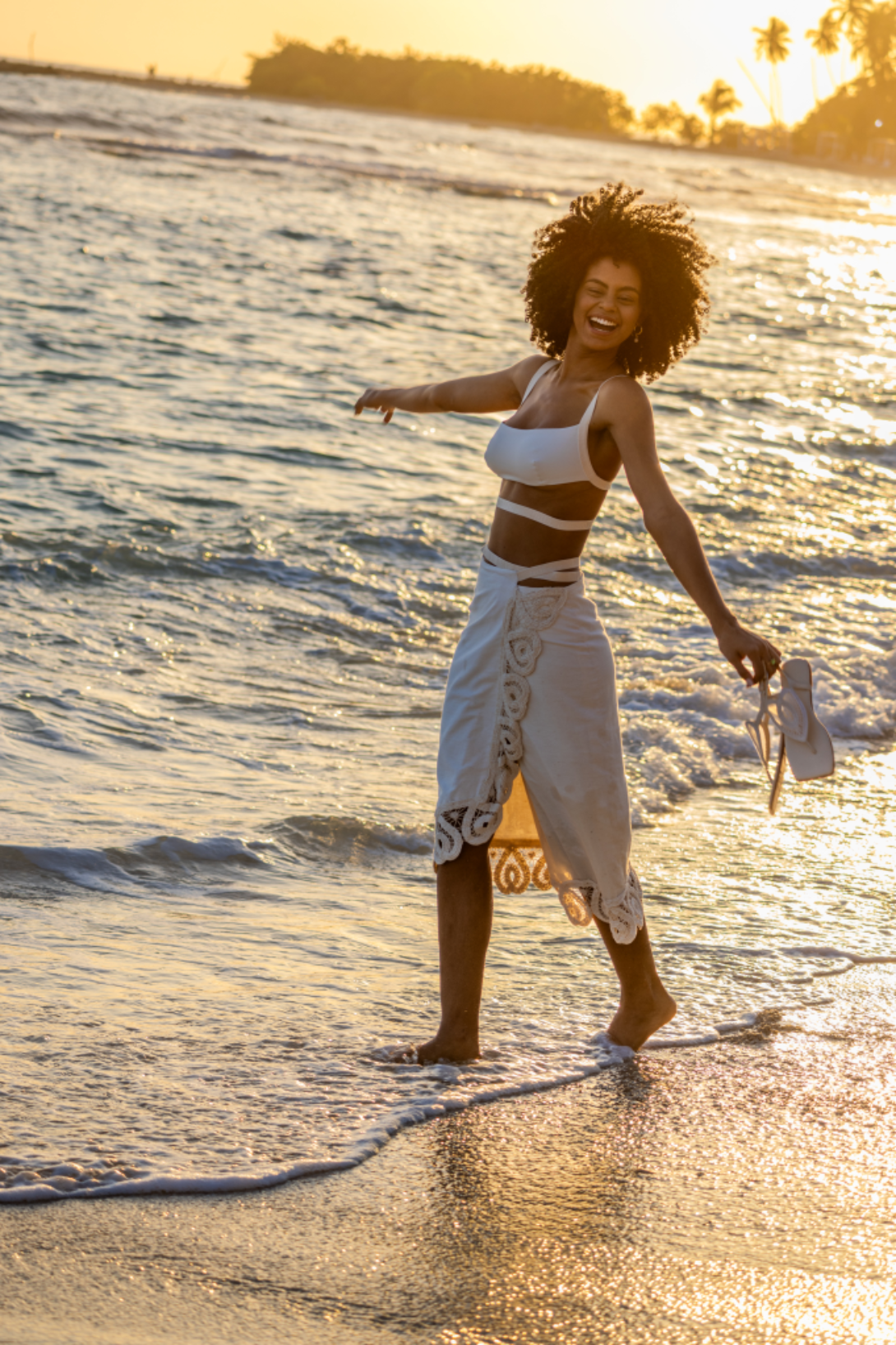 Sesión de fotos en la playa de Santo Domingo, la mejor opción para fotografía de moda.