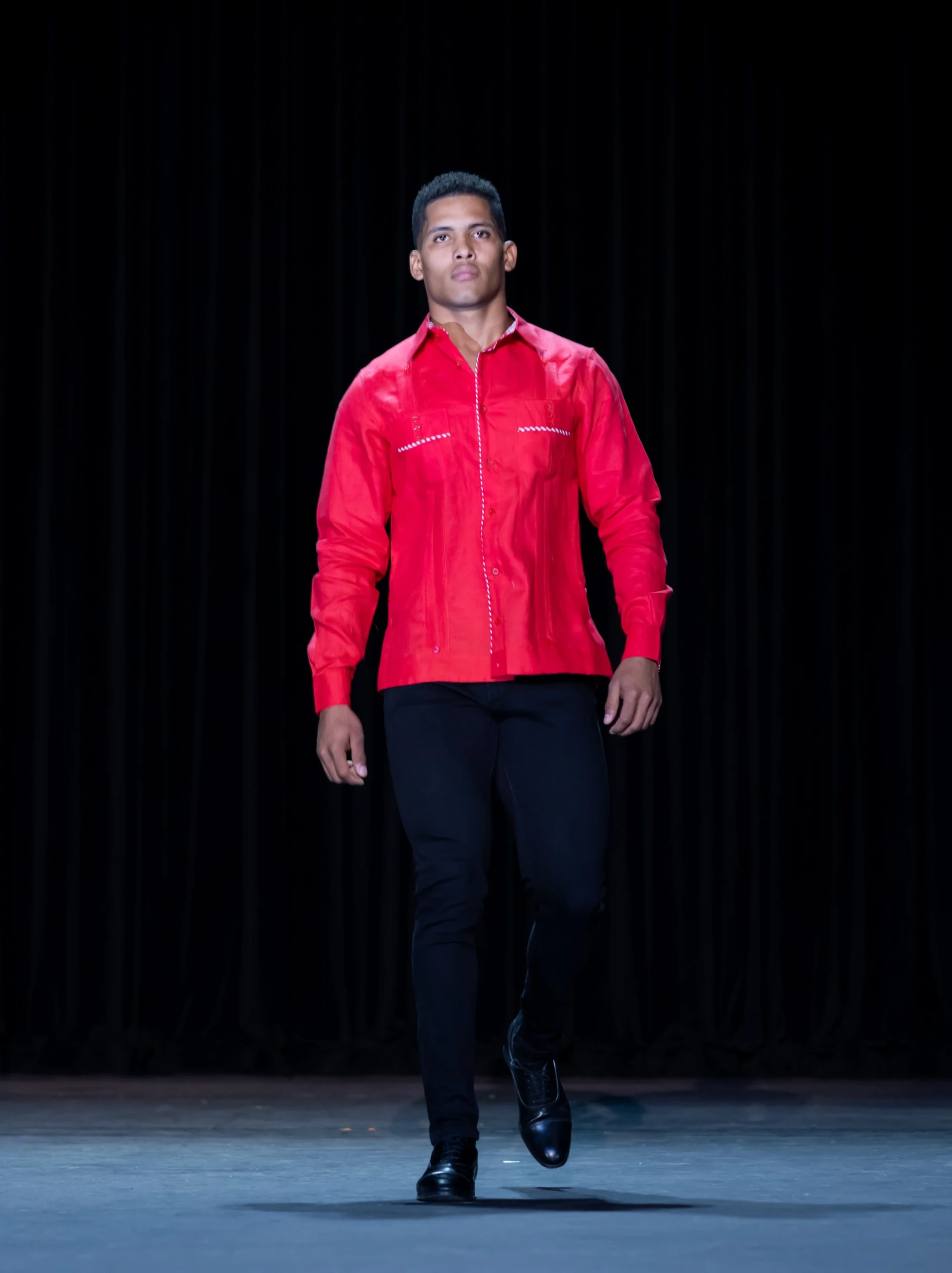 Photographer cat walk