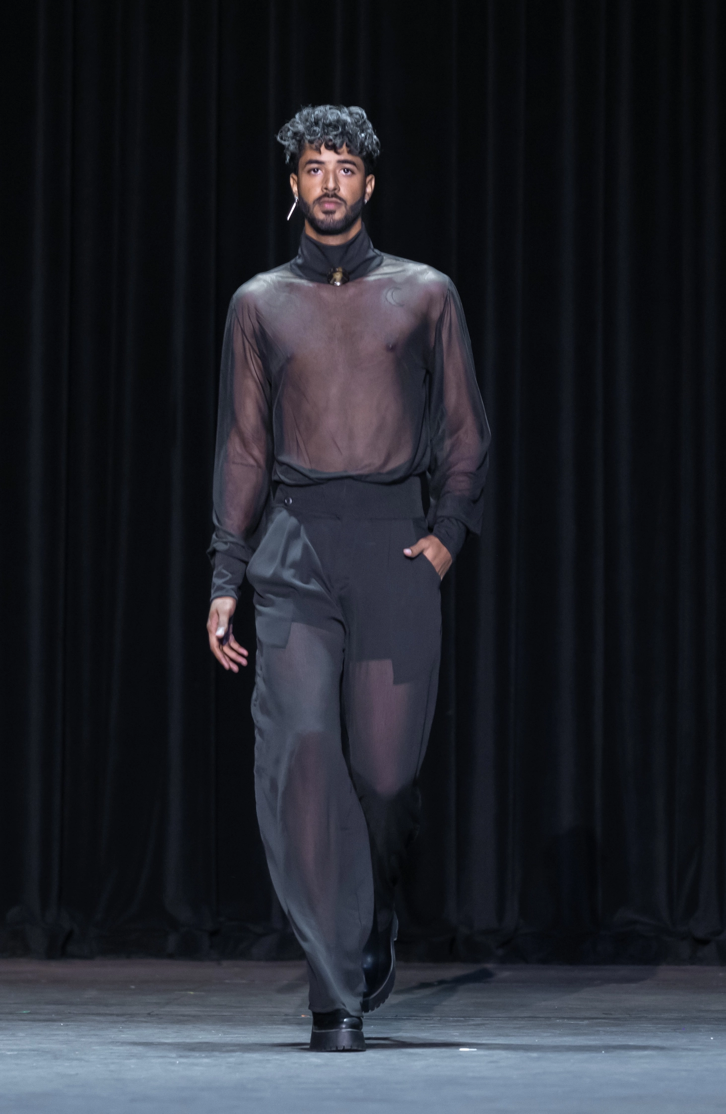 Fotografía de moda con iluminación profesional