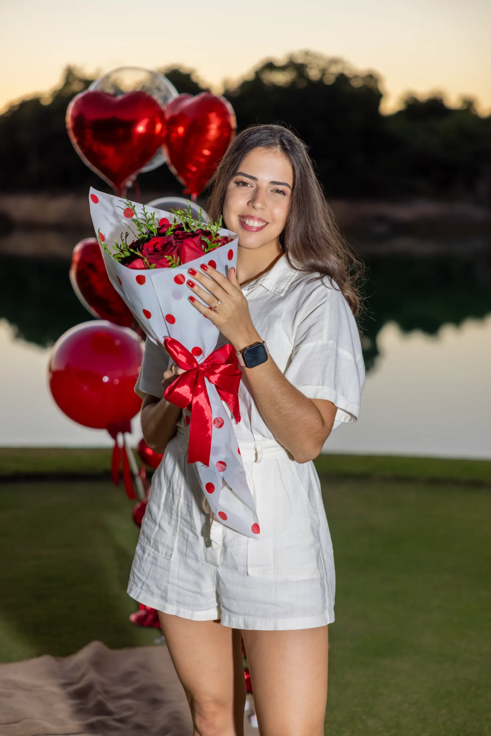 Engagement surprise photographer in Santo Domingo