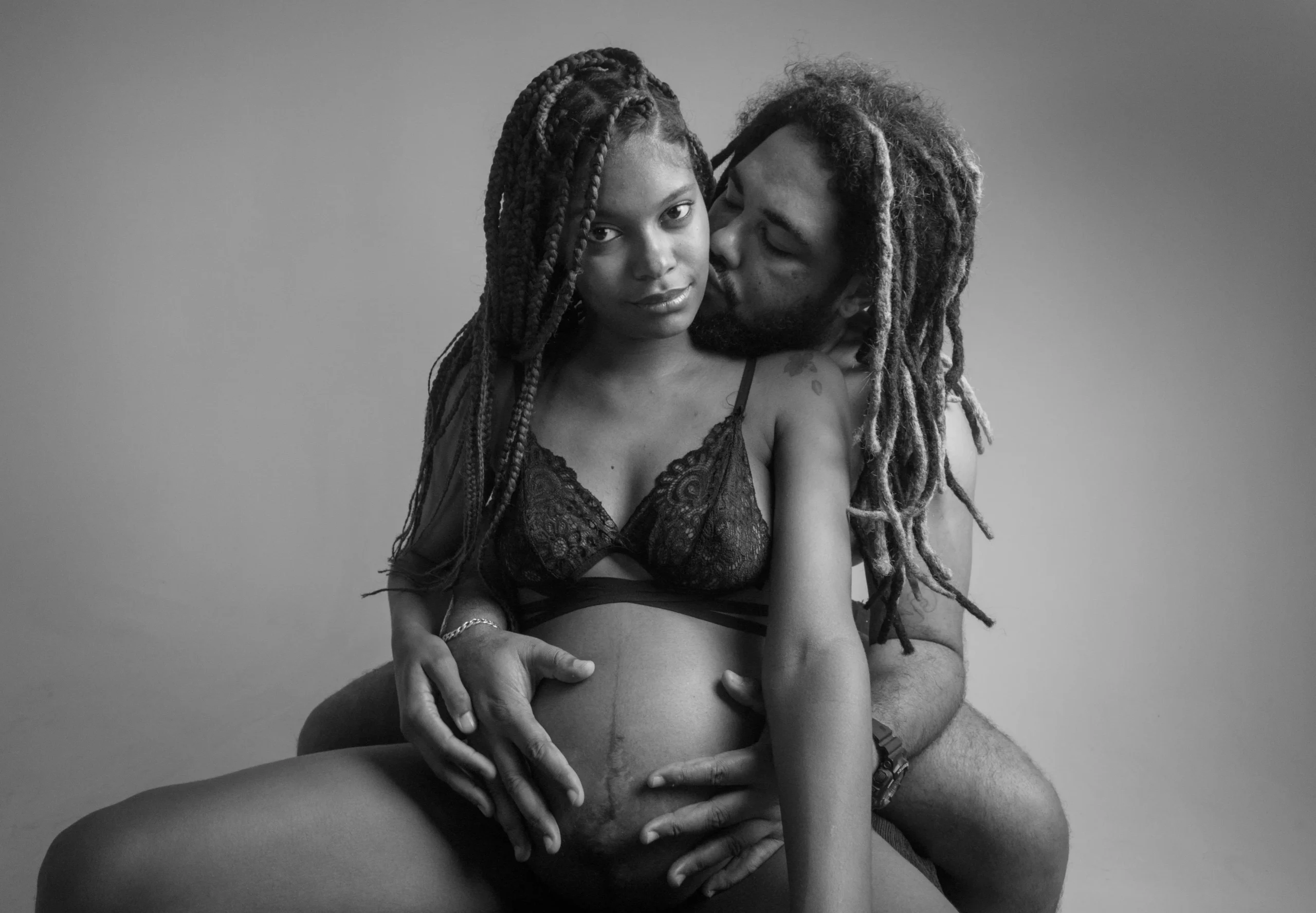 Sesión de fotos para embarazada en estudio fotográfico en Santo Domingo RD — Babula Shots